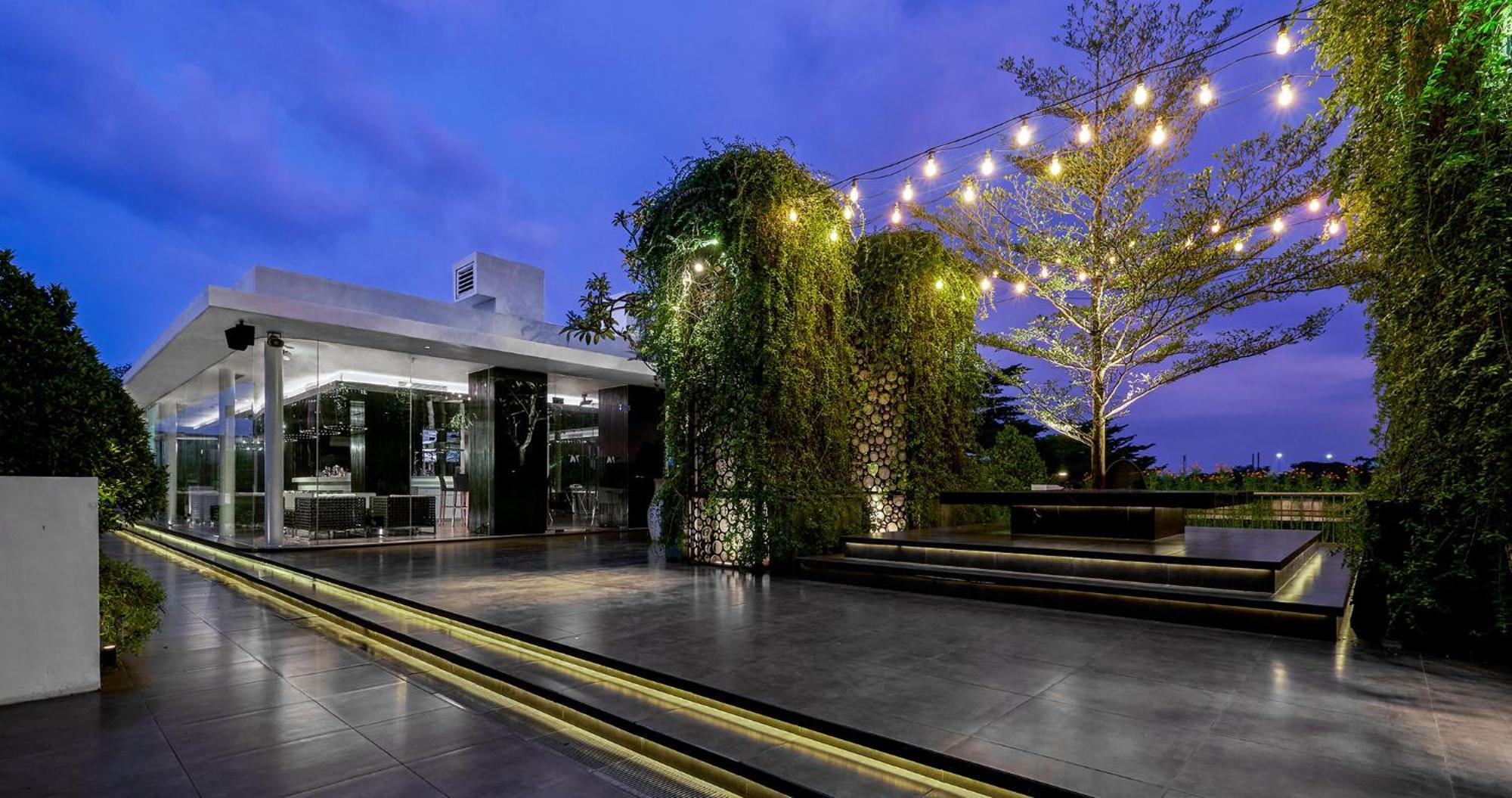 Fm7 Resort Hotel - Jakarta Airport Tangerang Exterior foto